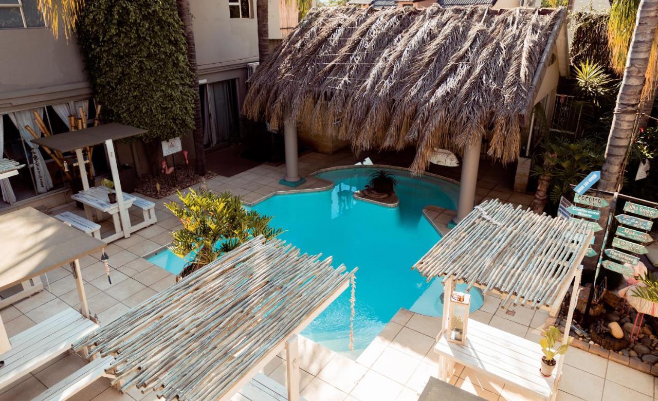 Club Cocomo Hartbeespoort Exterior foto